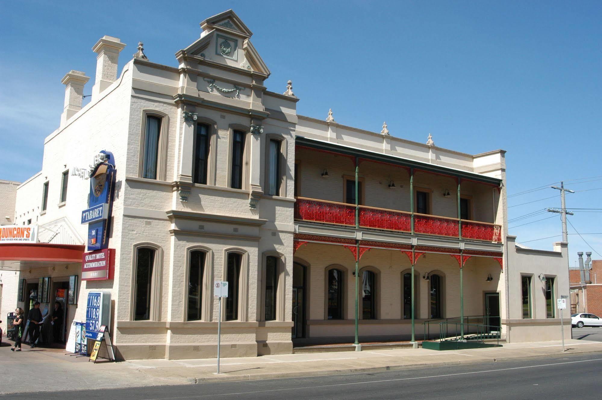 Mitchell River Tavern Bairnsdale Extérieur photo